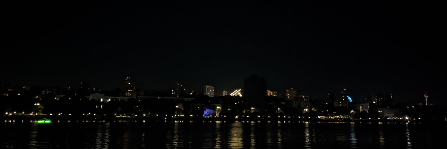 avbrvxxx's profile banner image