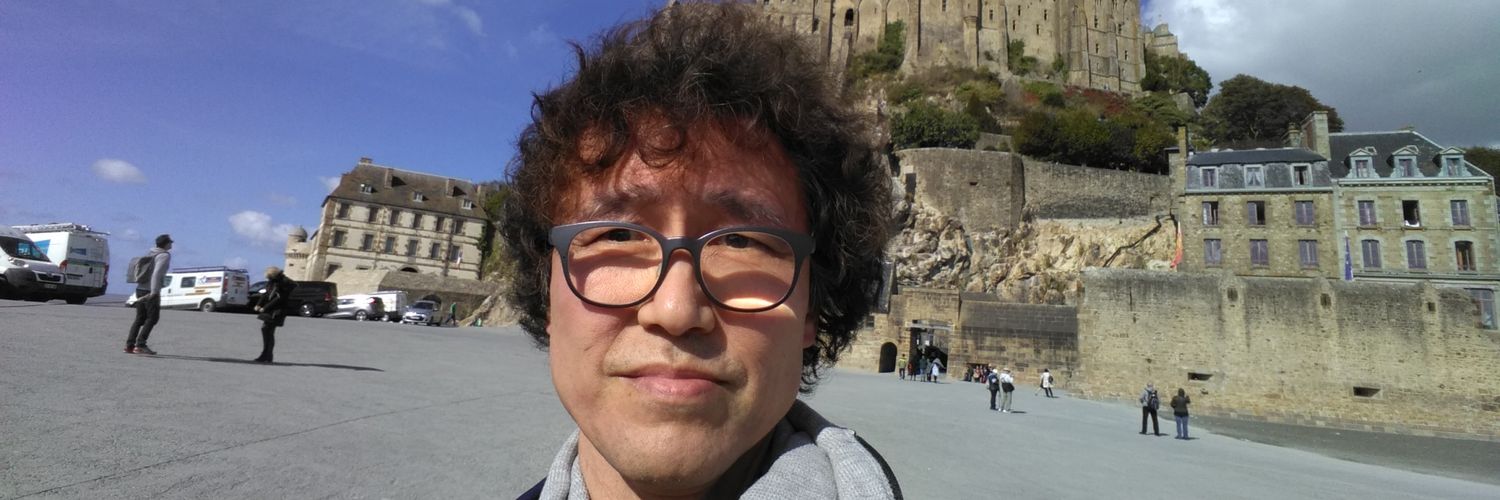 hiroziue's profile banner image