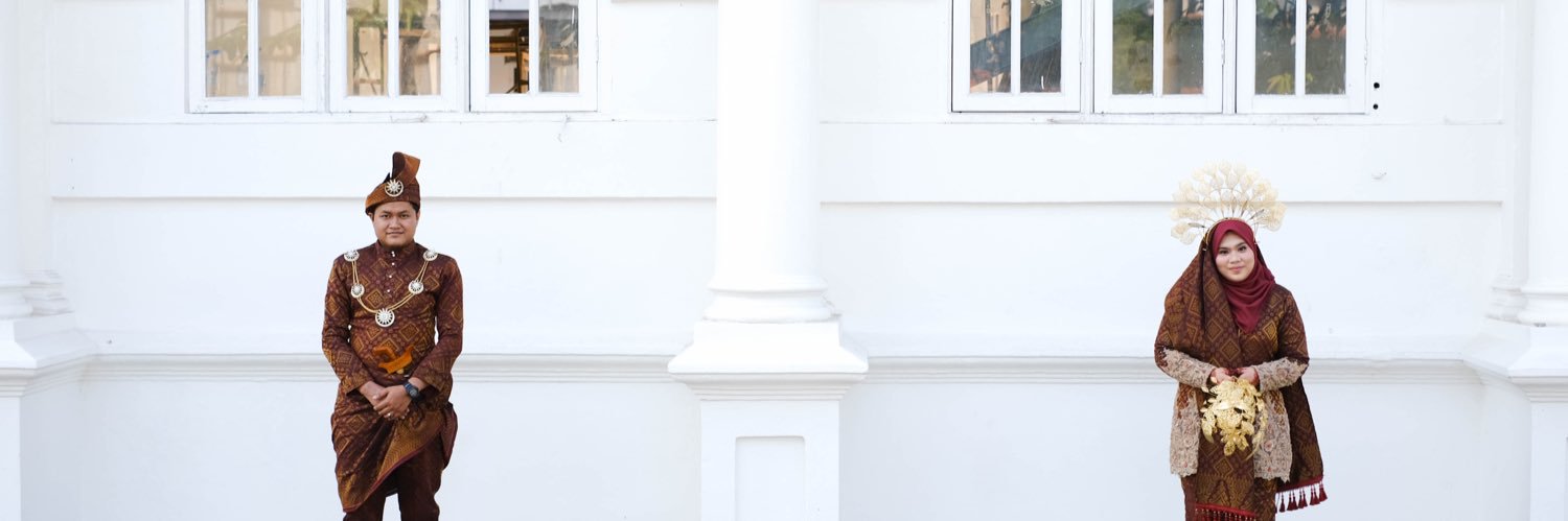 AdeqNhh's profile banner image