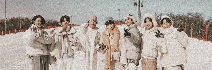 22Louvie's profile banner image