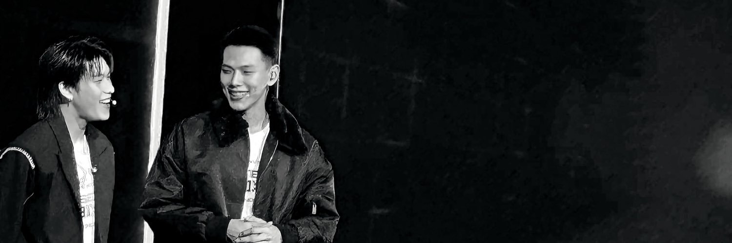 ෆ กมล. แปลว่า หัวใจ banner