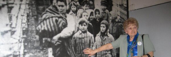 EvaMozesKor Profile Banner