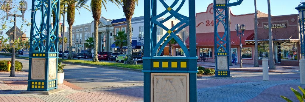 RiverfrontShops's profile banner image