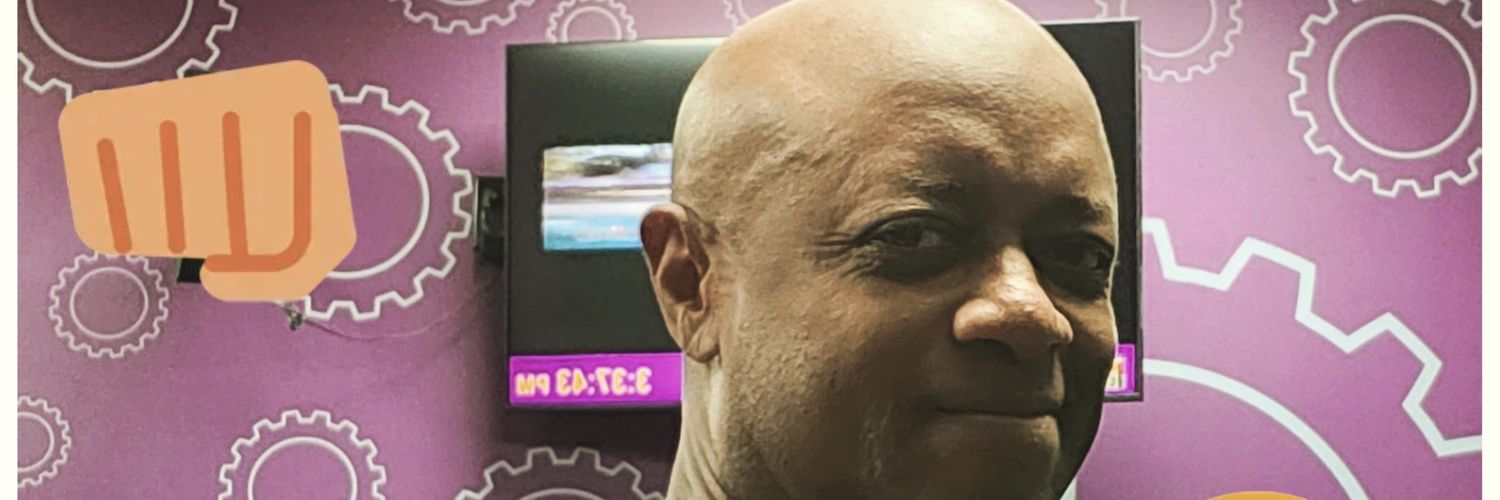 HULK SMASH #100 banner