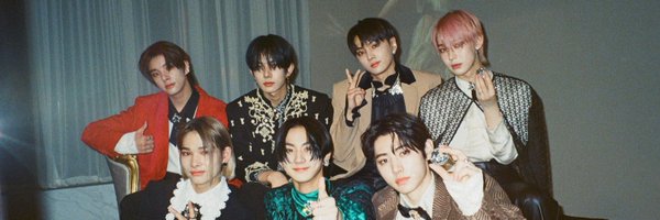 ployvychan Profile Banner