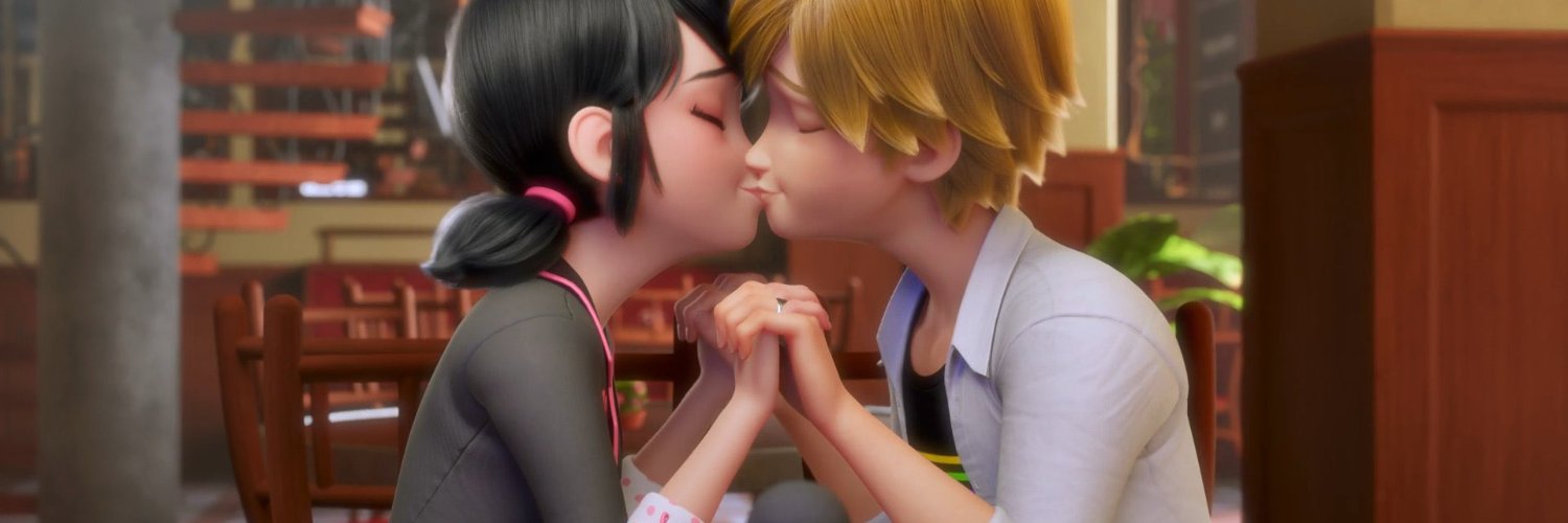 Ladynooir's profile banner image