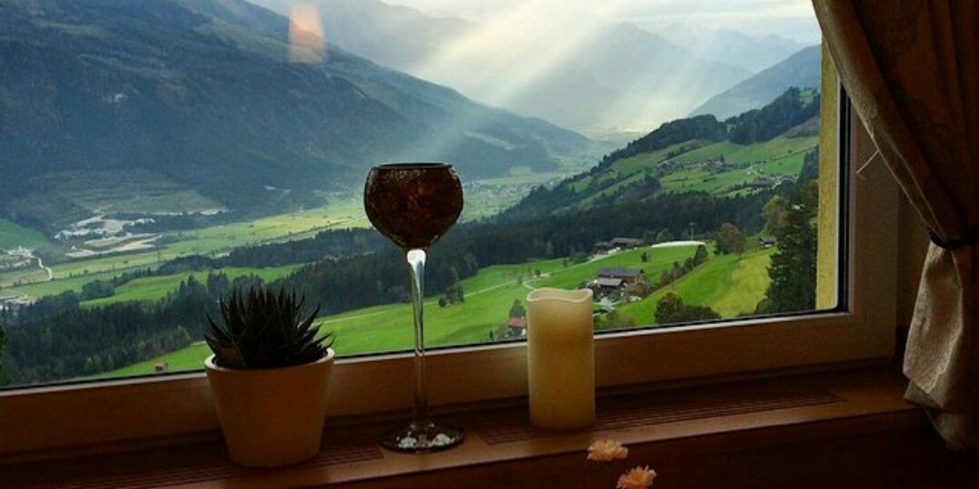 THOUGHTS_ar's profile banner image