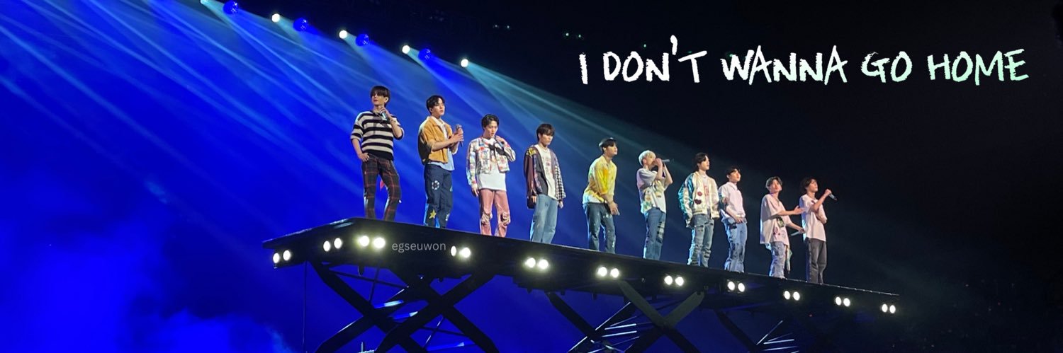 em (｡◝‿◜｡) banner