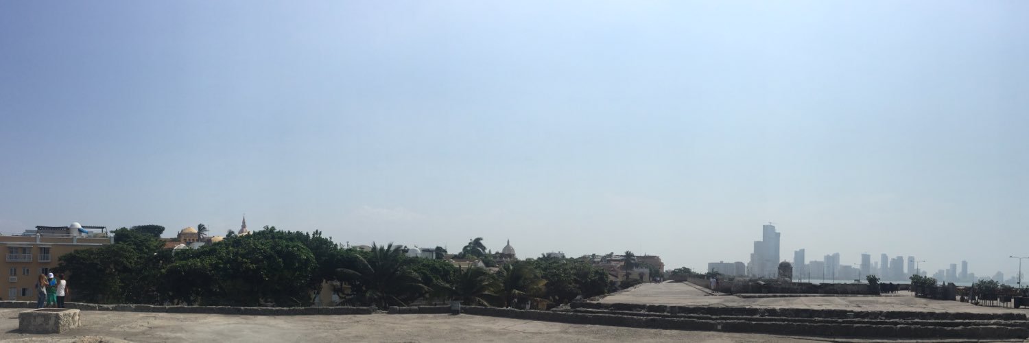 Daniela🪐 banner