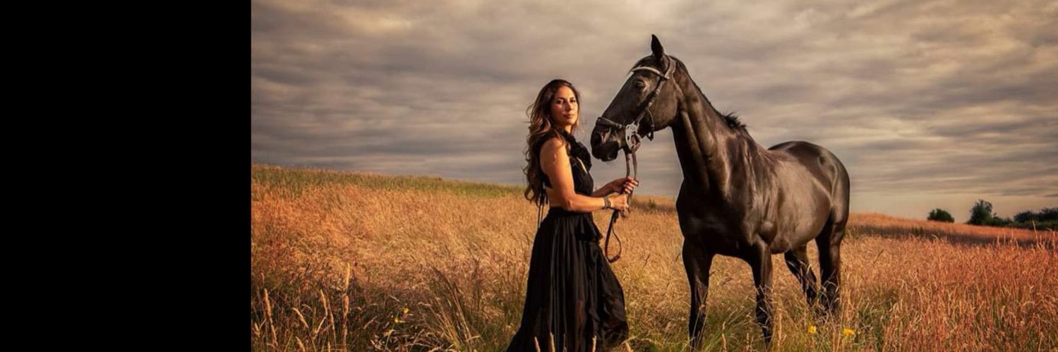 leilanidowding_'s profile banner image