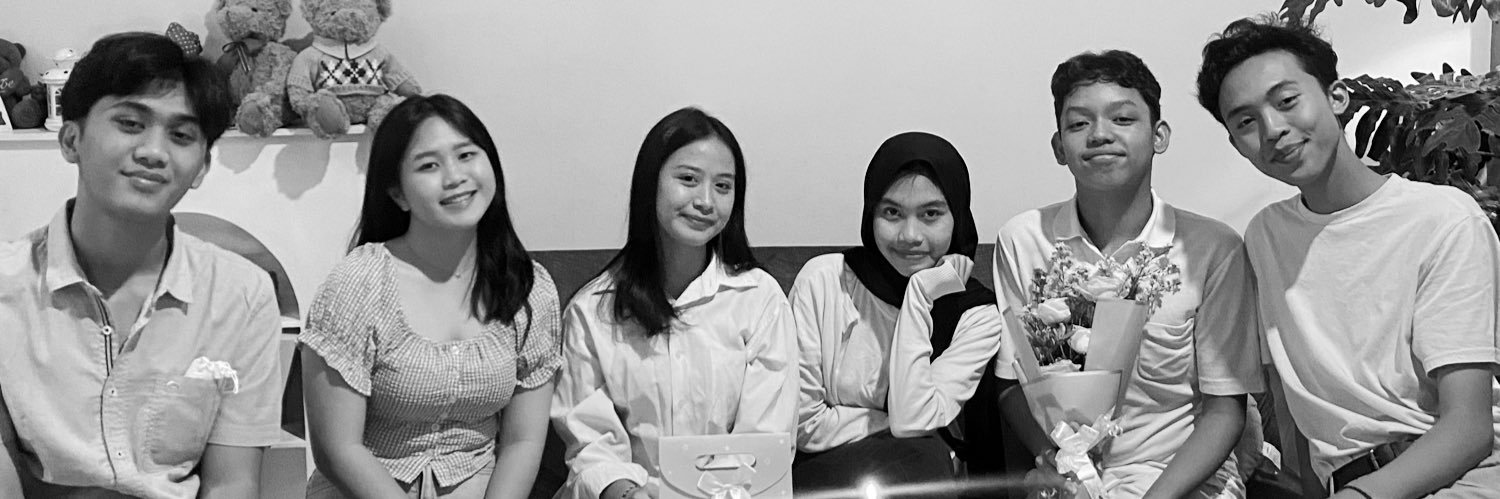 agnescrnl's profile banner image
