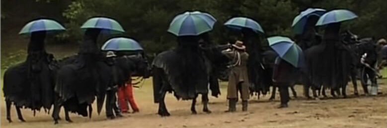 rainbowtaurus on hiatus, still writing fic. banner