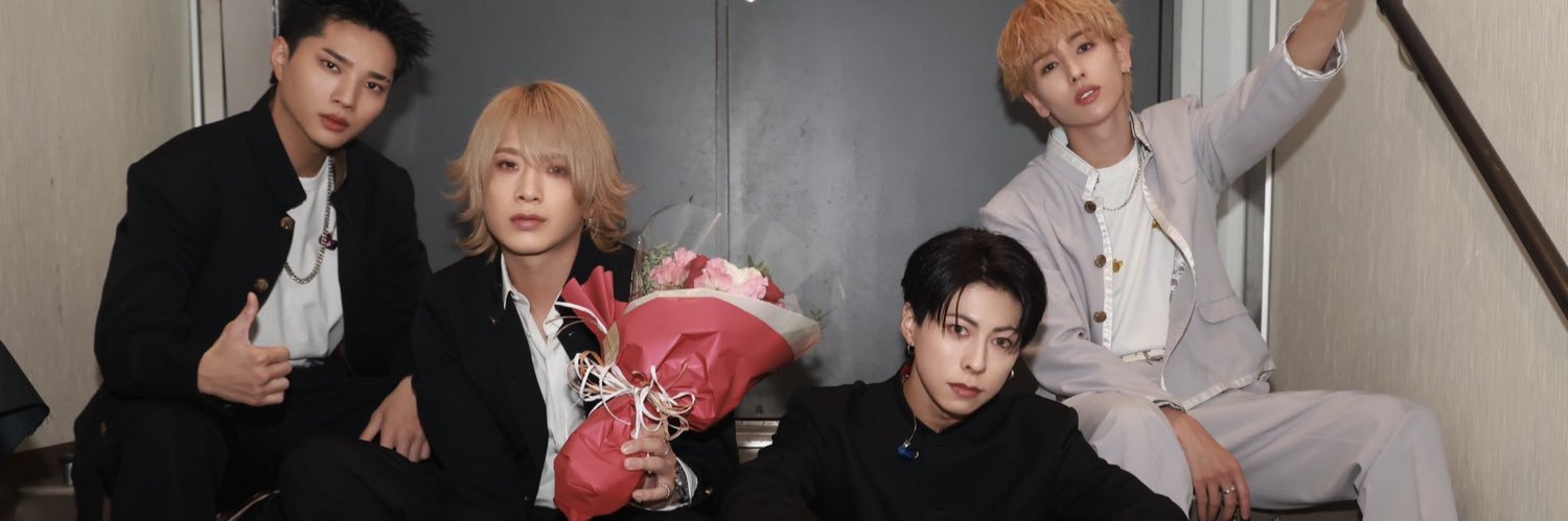 st071518's profile banner image