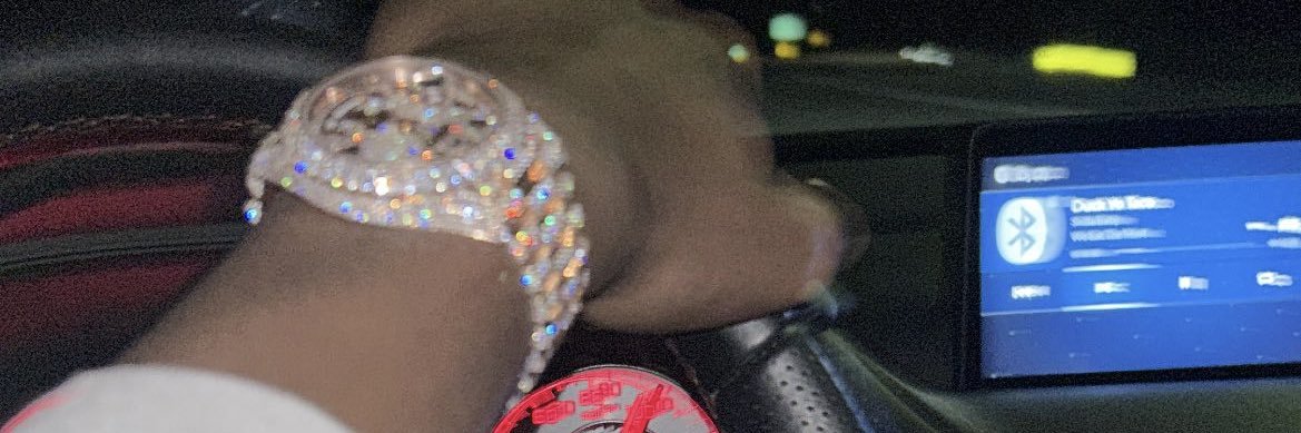 🦅's banner