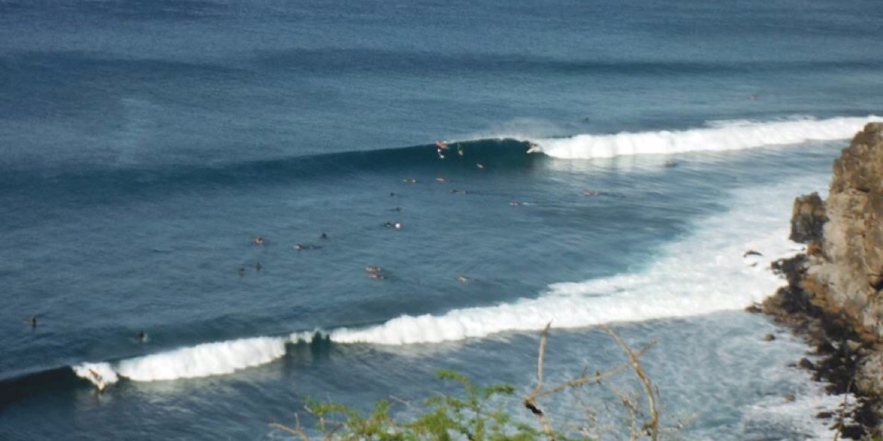 Tito 🦇🔊 banner