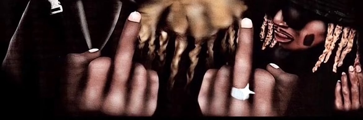 ✞'s banner