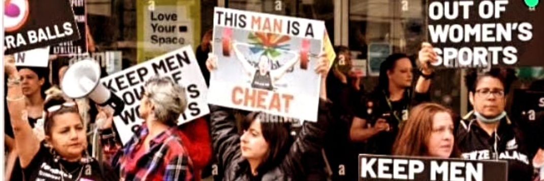 It is Mèl's banner