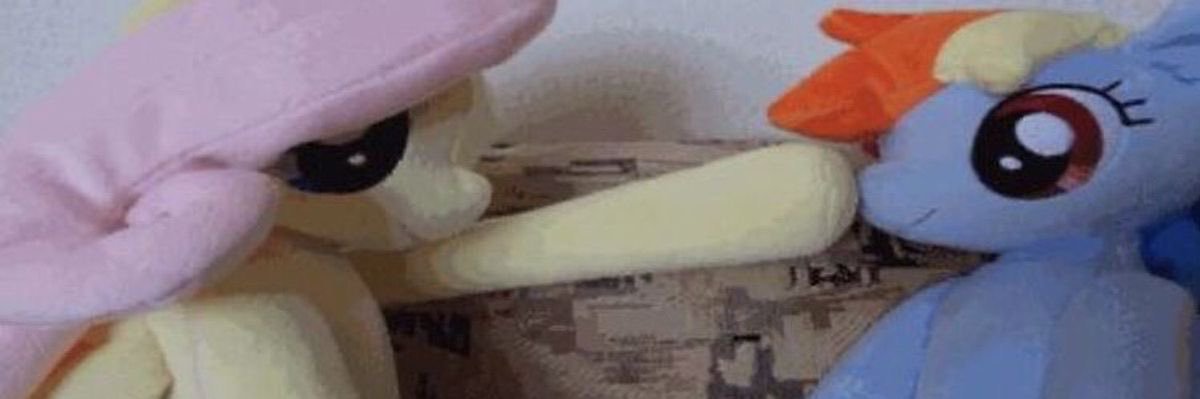 loose laduica banner