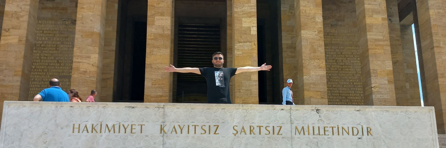 yesilozname's profile banner image