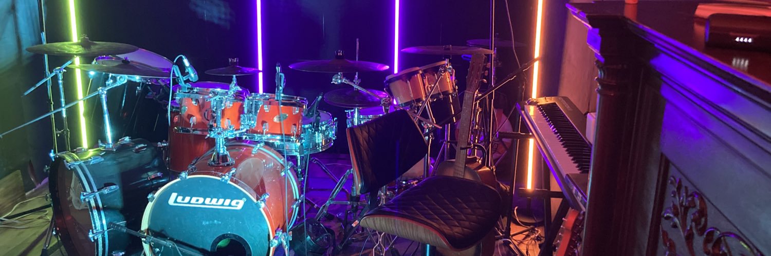 cesarbrch's profile banner image