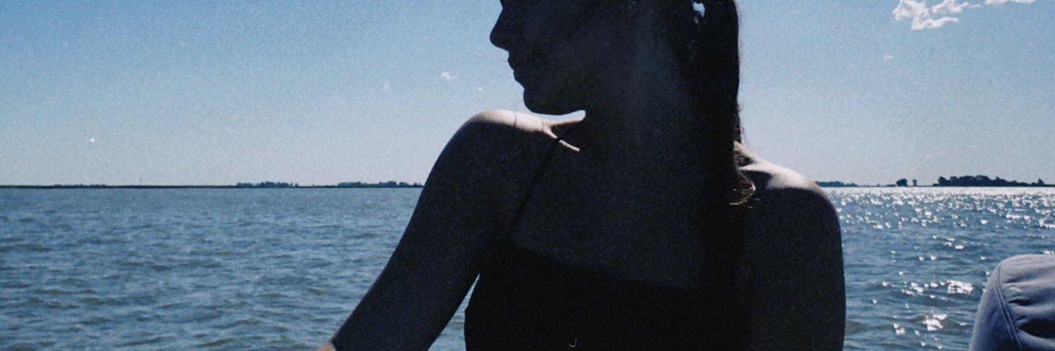 juliburattini's profile banner image