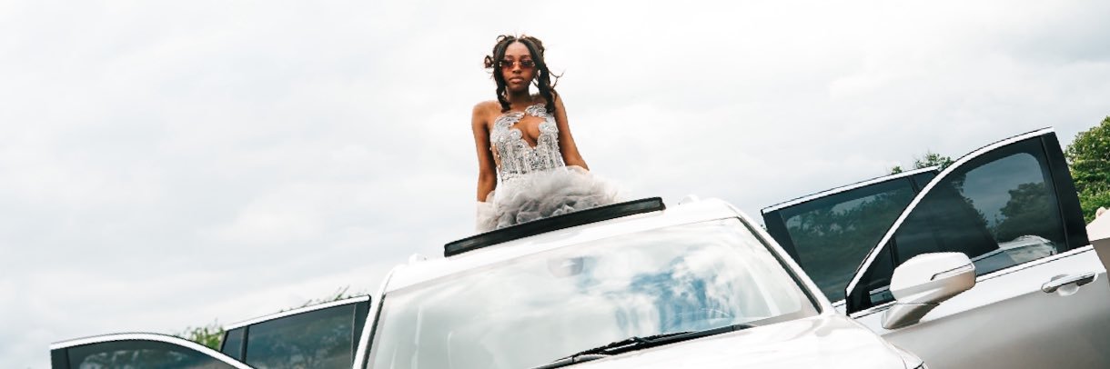 m simone banner
