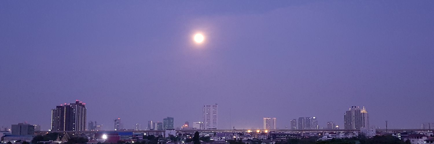 A woman from Mars banner