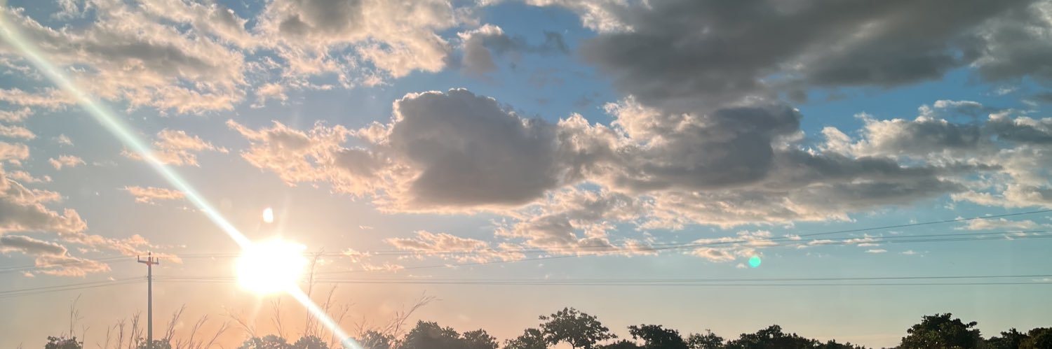 rop_iza's profile banner image