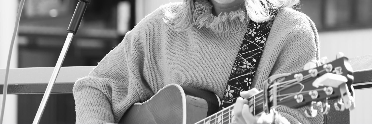 Aibry_singer's profile banner image