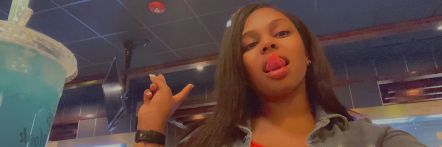 KayNashae's profile banner image