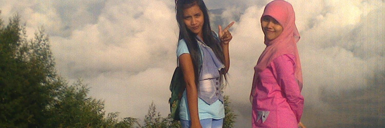 apria_mita's profile banner image