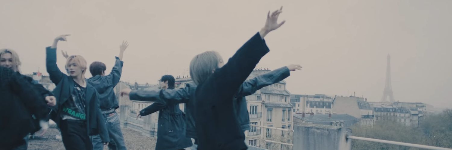 n eu t ro n.༘♡ꕀ banner