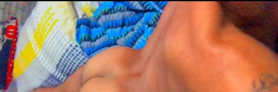 peehaujo's profile banner image