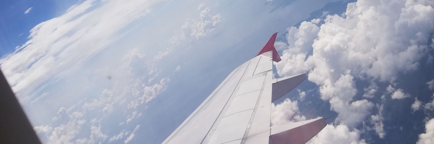 Analeeeyyynnn's profile banner image