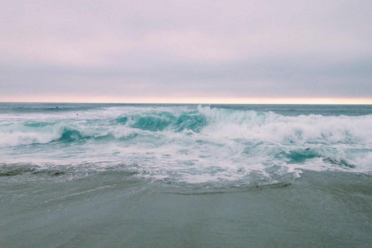 A. 💜 banner