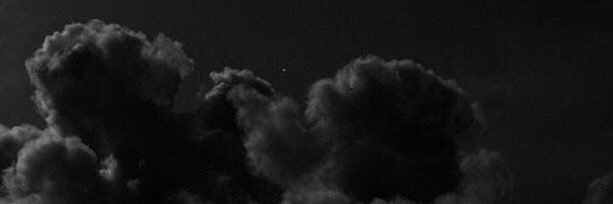 Uiliilil's profile banner image