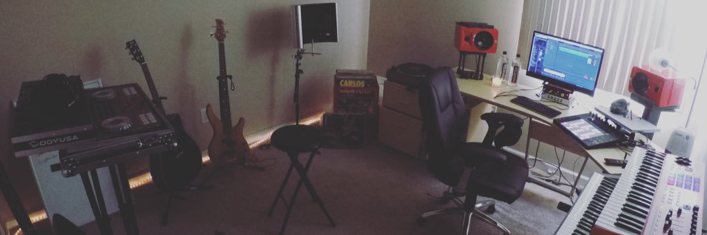 YoungBootySpoon's profile banner image
