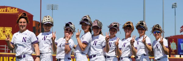 emmiefarnam Profile Banner