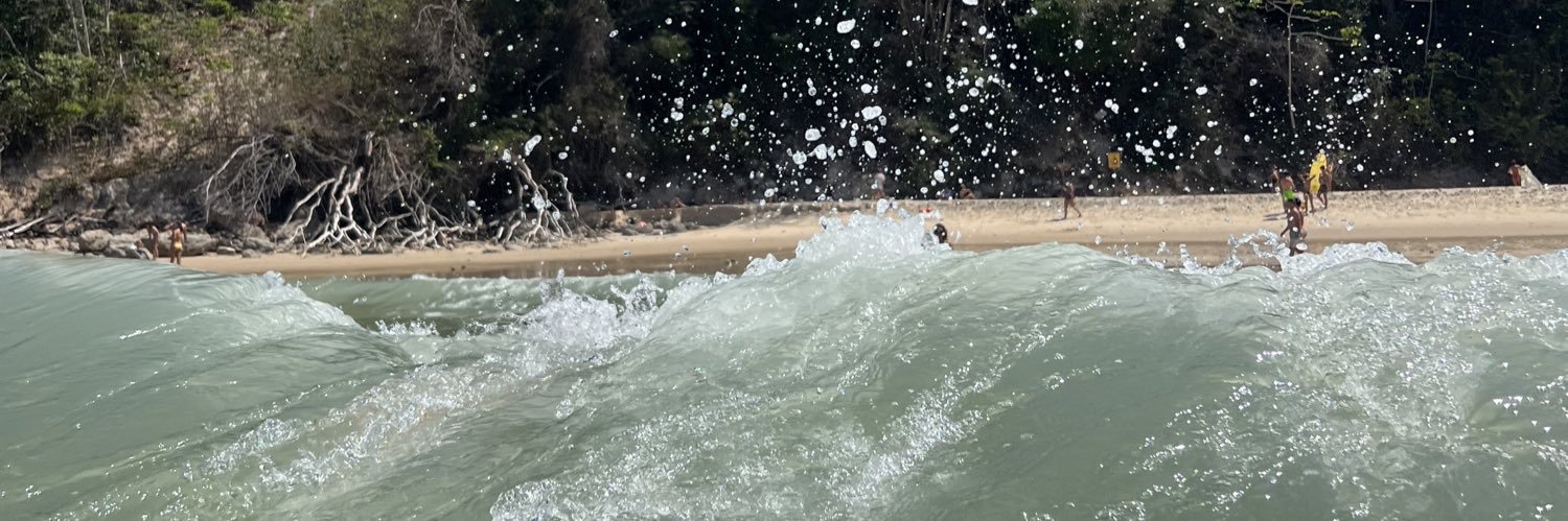 elaepuroextasee's profile banner image