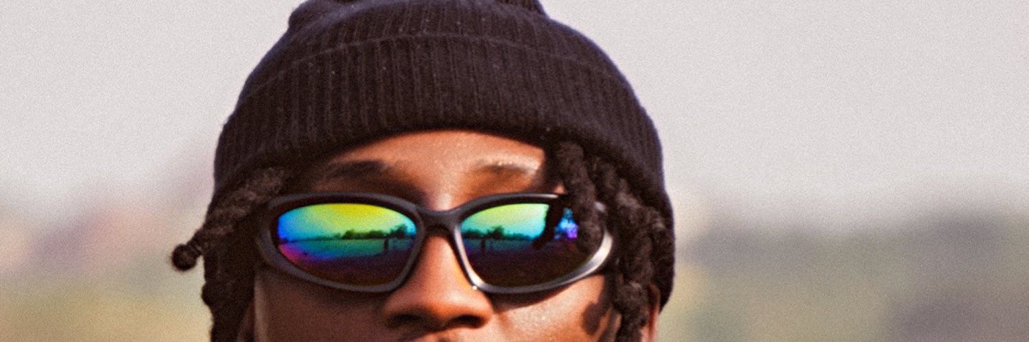 LuvvyB's profile banner image