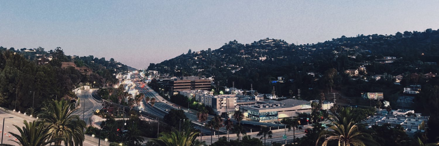 pinkiliki's profile banner image
