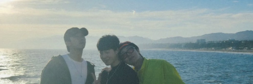 #1 zts luvr⁷ is seeing bts!! banner