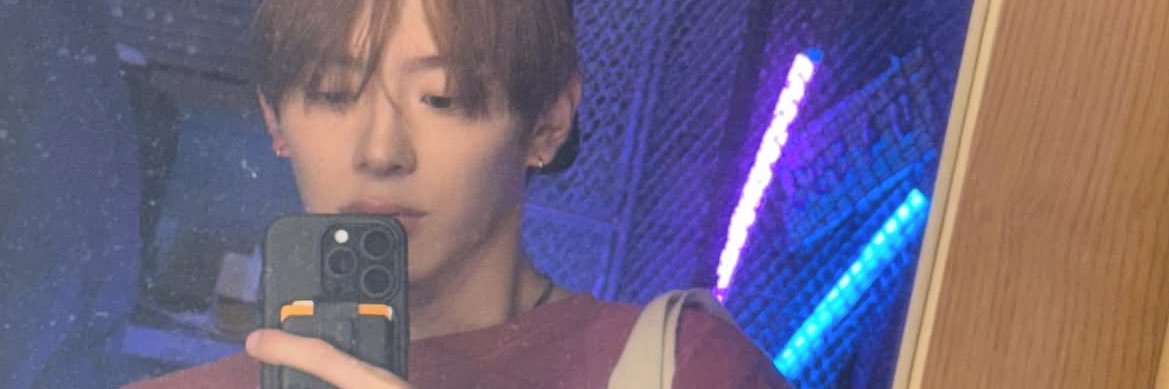 K banner