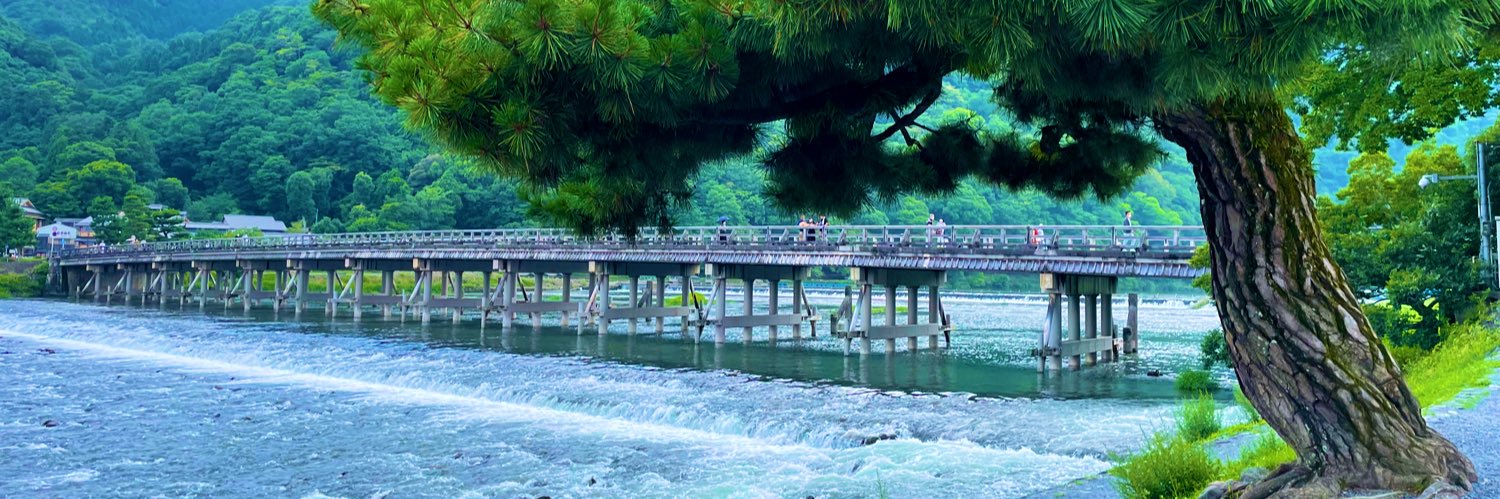 num_natdarat's profile banner image