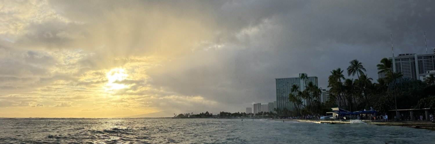 chriskcvu's profile banner image