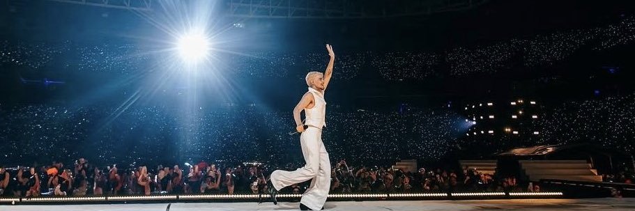 Mark banner