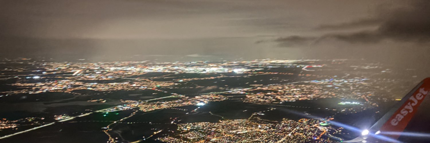H banner