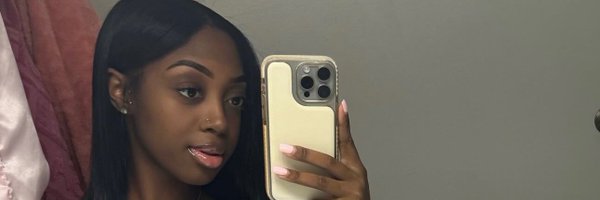 2_monae Profile Banner