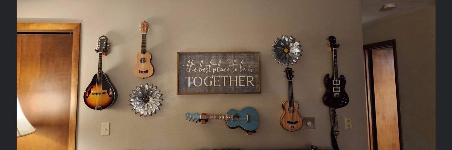 pam_cee52🥥💙 banner