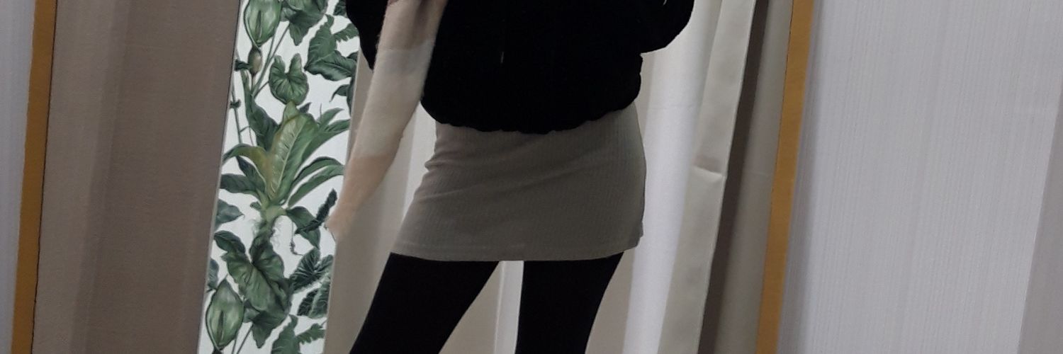 becaglnd's profile banner image